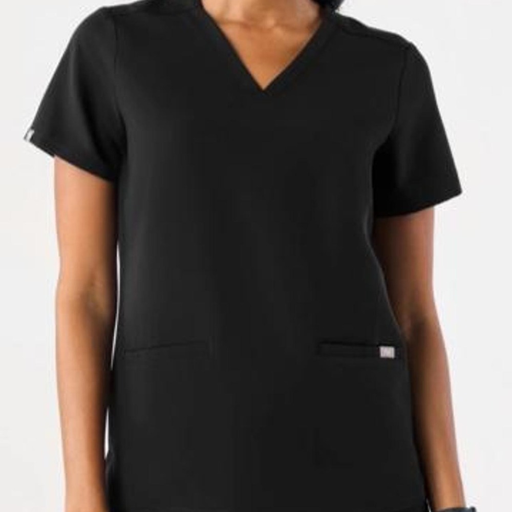 FIGS Casma Three-Pocket Black Scrub Top Small NWT Nurse Medical Uniform